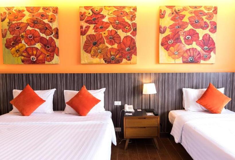 Трехместный Номер Deluxe, J Pattaya
