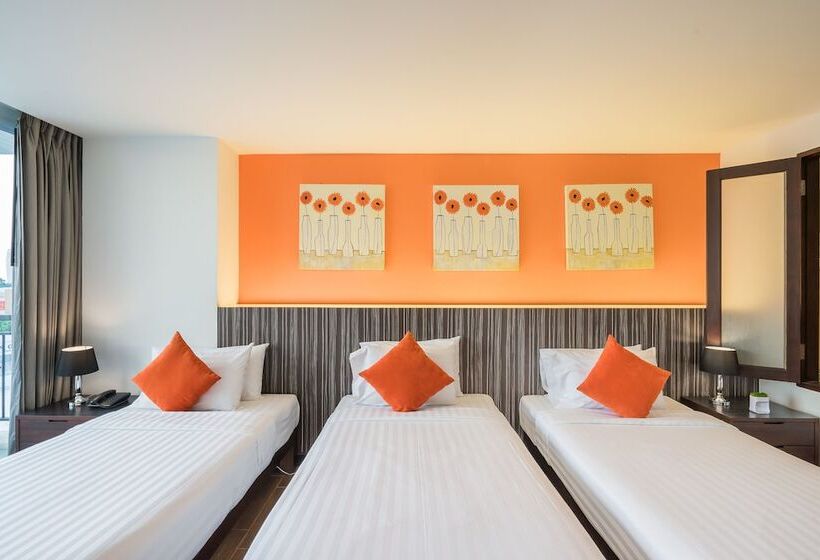Трехместный Номер Deluxe, J Pattaya