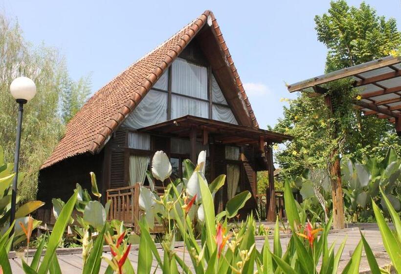 家族用バンガロー, Gardenia Resort And Spa