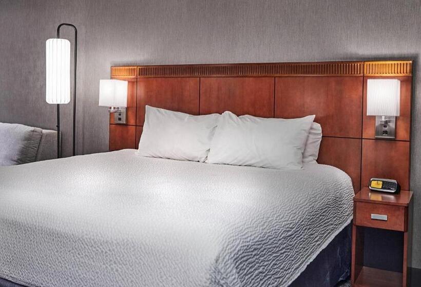 اتاق استاندارد با تخت بزرگ, Courtyard Medford Airport