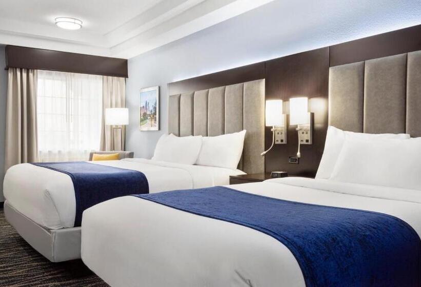 キングサイズベッドのスイートルーム, Days Inn & Suites By Wyndham Houston Hobby Airport
