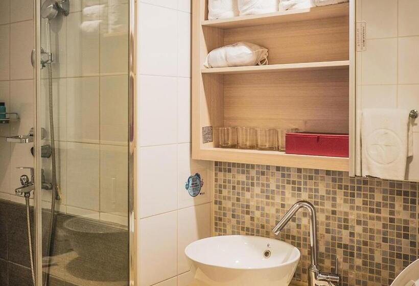 اتاق لوکس با تخت بزرگ, Ramada By Wyndham Seoul Dongdaemun