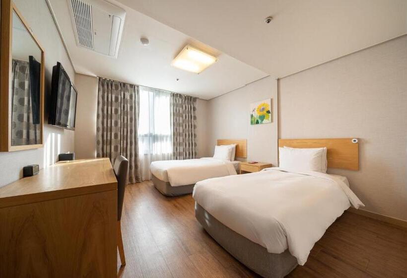 سوییت, Ramada By Wyndham Seoul Dongdaemun