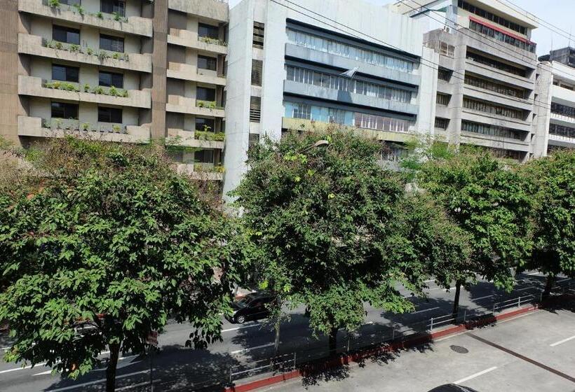 스탠다드 룸, Spaces Hotel Makati
