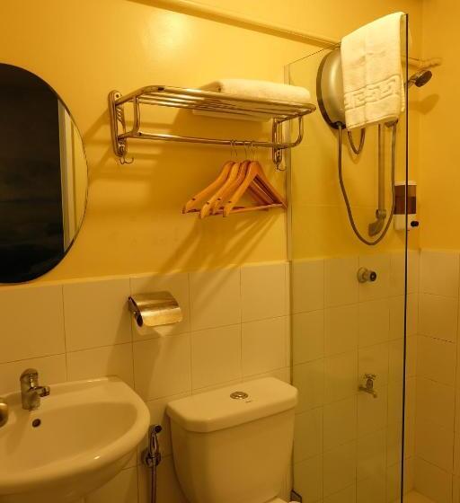스탠다드 룸, Spaces Hotel Makati