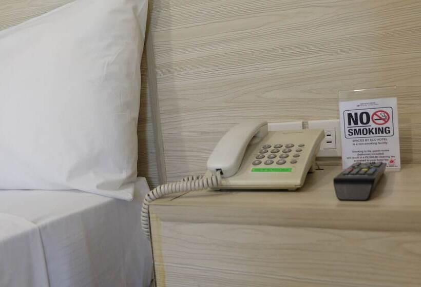 디럭스 룸, Spaces Hotel Makati