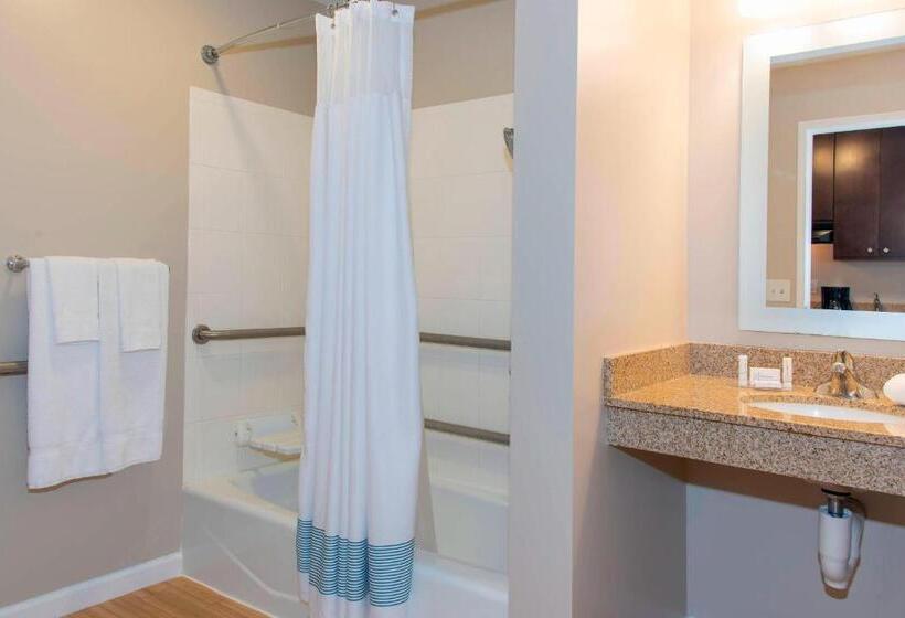 スタンダードスタジオ, Towneplace Suites Fort Wayne North