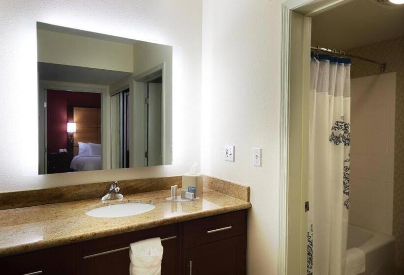 キングサイドベッドのスタンダードワンルーム, Residence Inn Lafayette Airport