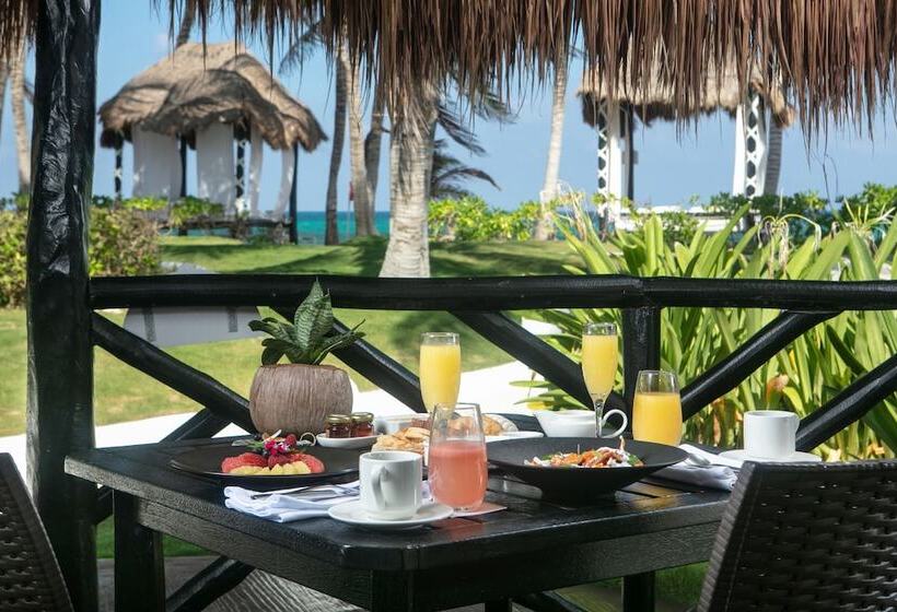 سوییت با چشم‌انداز دریا, El Dorado Casitas Royale Catamarán, Cenote & More Inclusive