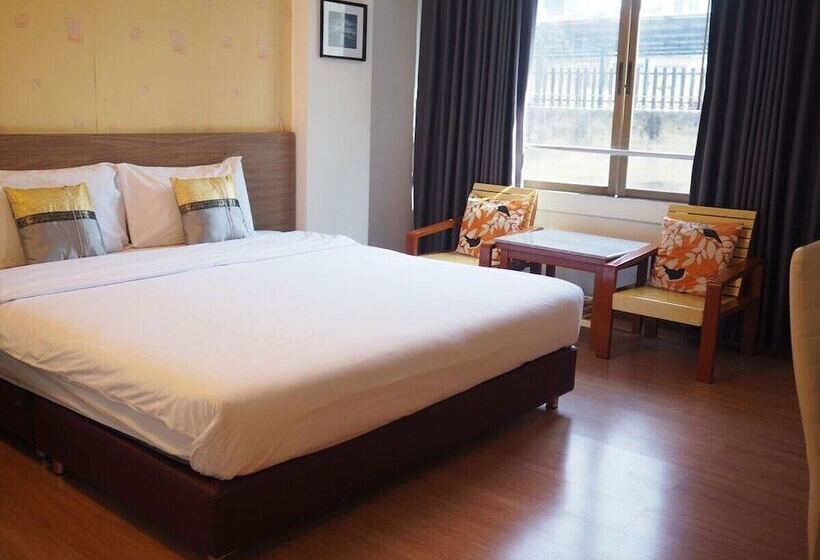 Quarto Superior, Crown Bts Nana