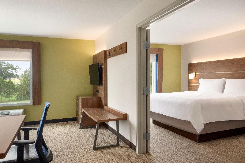 이그제큐티브 스위트 킹침대, Holiday Inn Express & Suites Searcy, An Ihg
