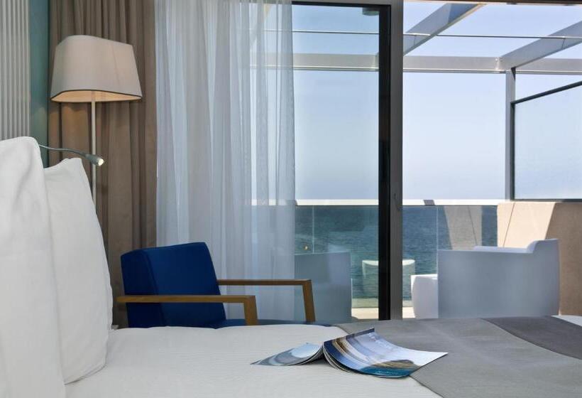 اتاق پرمیوم با چشم‌انداز دریا, Radisson Blu Resort & Spa, Ajaccio Bay