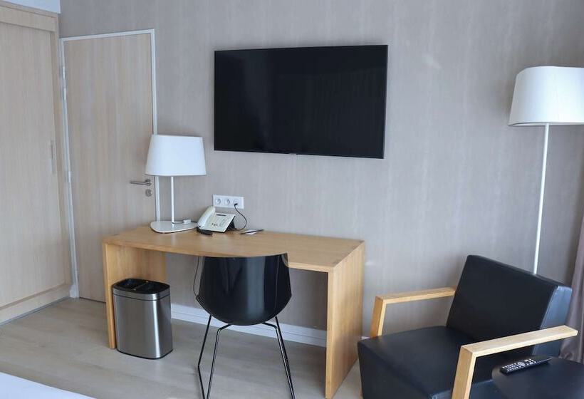 اتاق خانوادگی, Radisson Blu Resort & Spa, Ajaccio Bay