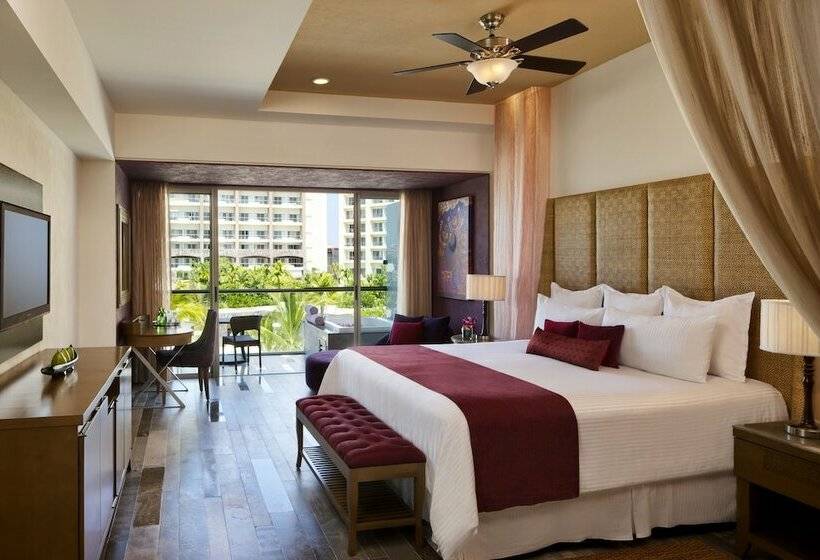 سوئیت جونیور با تخت بزرگ, Secrets Vallarta Bay Resort & Spa   Adults Only