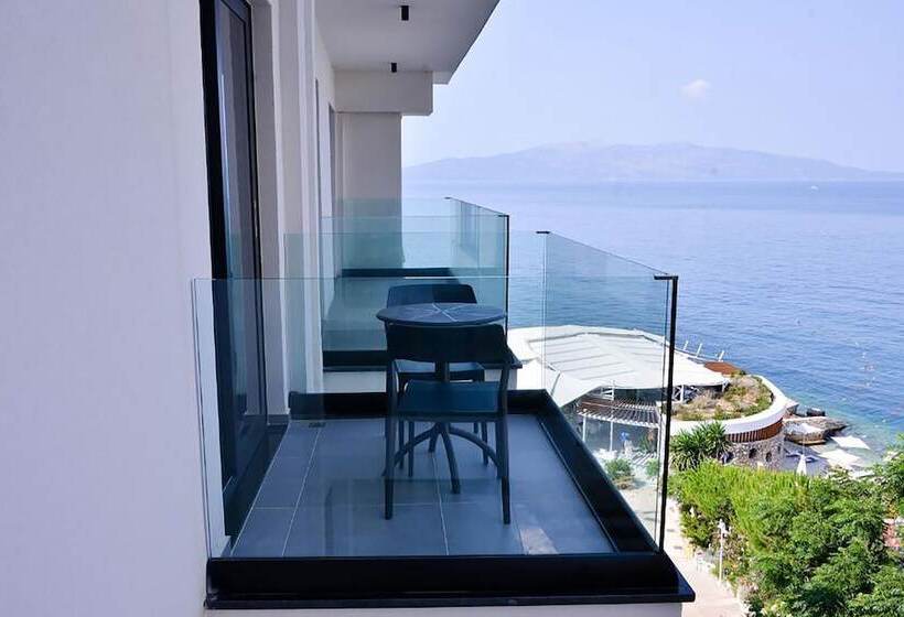 Superior Room Sea View, Nertili