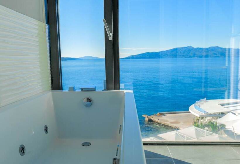 Suite Sea View, Nertili