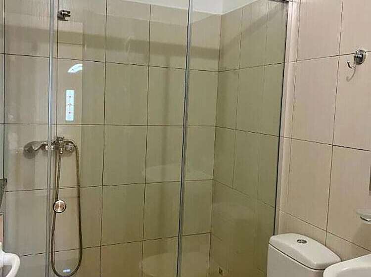 Standard Triple Room with Balcony, Nertili