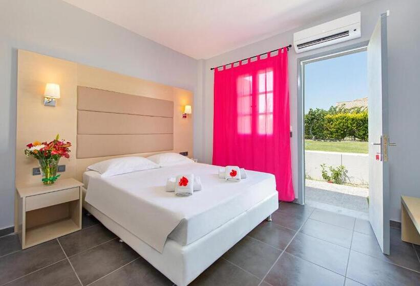 Номер Стандарт, Delfinia Resort   All Inclusive