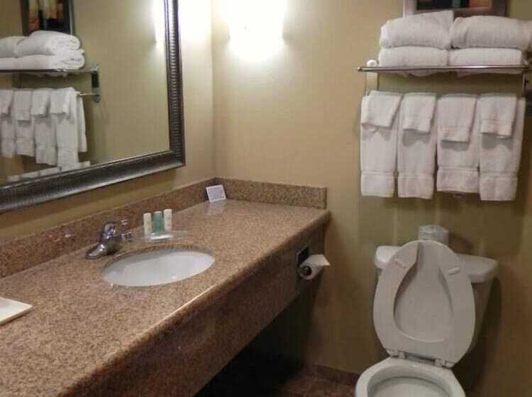 Люкс Адаптированный для Инвалидов, Comfort Suites