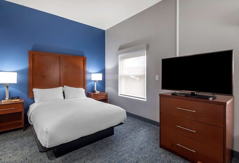 Люкс Адаптированный для Инвалидов, Comfort Suites Near Birkdale Villagehuntersville
