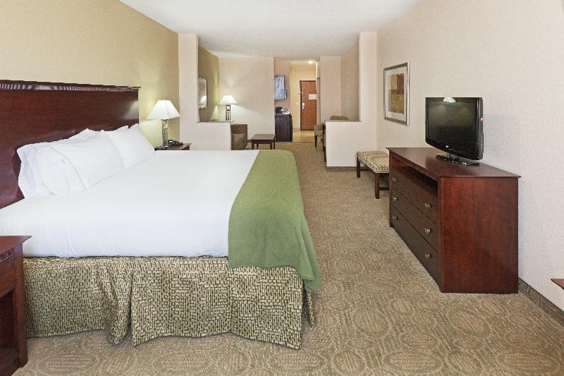 스위트 킹사이즈 침대, Holiday Inn Express Hotel & Suites Brownfield By Ihg