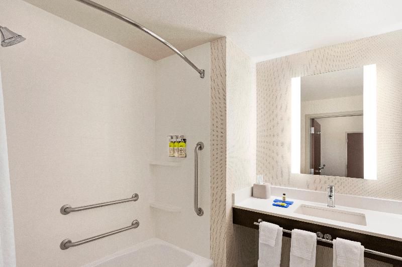Люкс Адаптированный для Инвалидов, Holiday Inn Express Hotel & Suites Durant, An Ihg