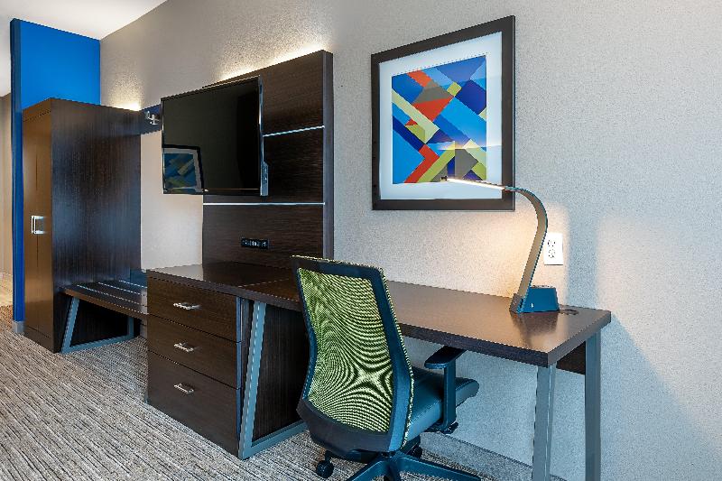 Люкс Адаптированный для Инвалидов, Holiday Inn Express Hotel & Suites Kilgore North, An Ihg