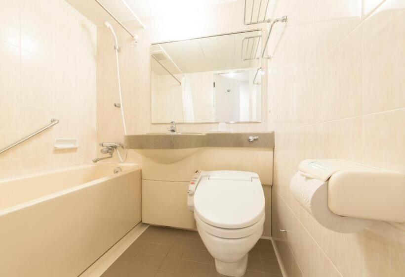 Одноместный Номер Basic, Tokyu Stay Tsukiji   Tokyo Ginza Area