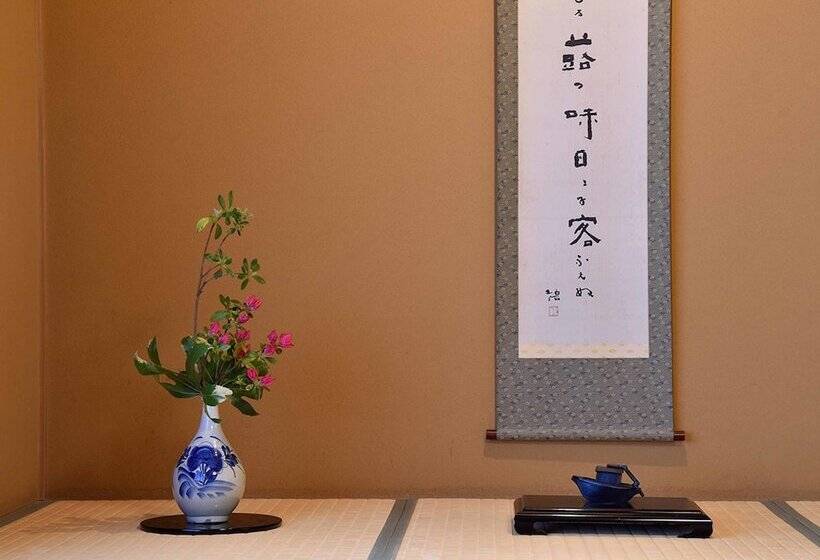 주니어 스위트, Yamatoya Besso