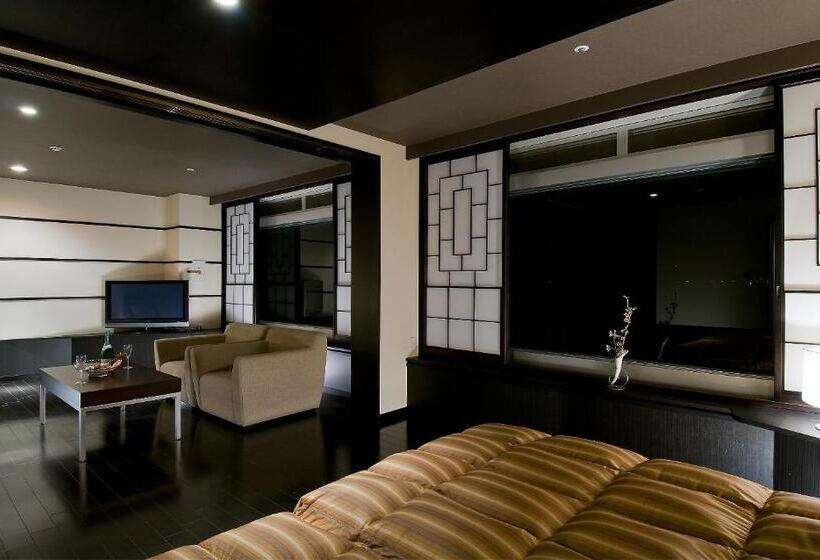 Номер Deluxe, Sapporo Kitahiroshima Classe