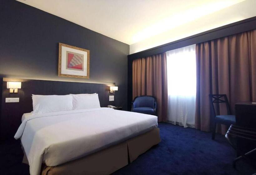 اتاق لوکس, Shahzan Hotel Kuantan, Trademark Collection By Wyndham