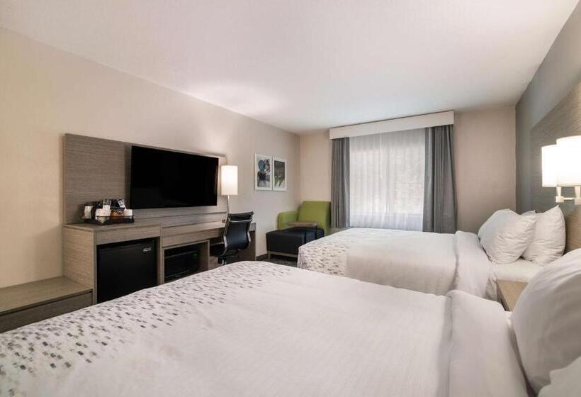 Номер Стандарт Вид на Бассейн, Best Western Plymouth Innwhite Mountains