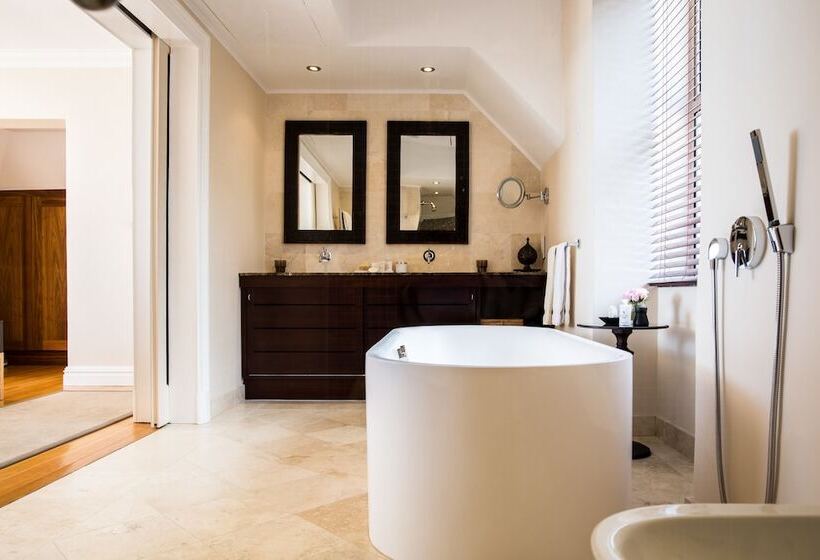 سوییت با چشم‌انداز دریا, Compass House Boutique Hotel   Adults Only