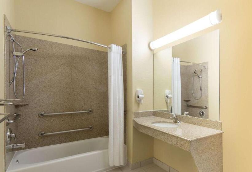 חדר דלוקס מותאם לאנשים עם מוגבלויות, Days Inn By Wyndham Baytown East