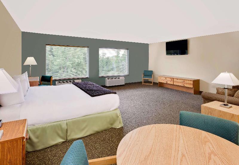 Стандартный Номер Кровать Кинг, Days Inn By Wyndham Cadillac