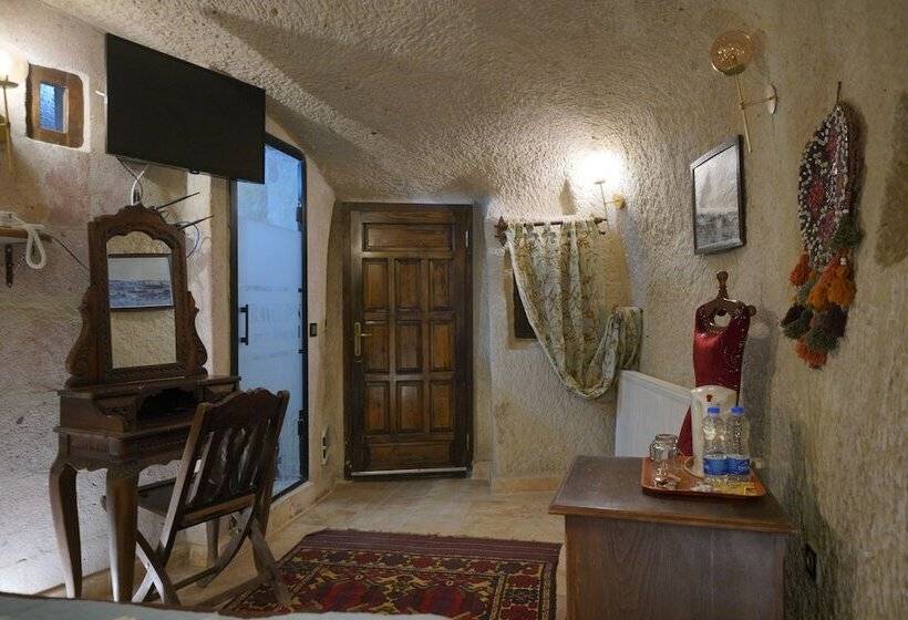 デラックスルーム, Travel Inn Cave