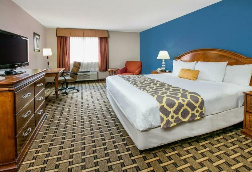 اتاق استاندارد با تخت بزرگ, Baymont By Wyndham Lawton