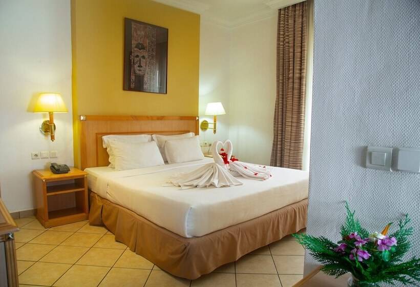 Номер Стандарт, Grand  Bamako