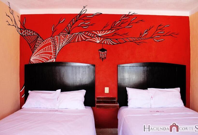スタンダード４人部屋, Hacienda Cortes