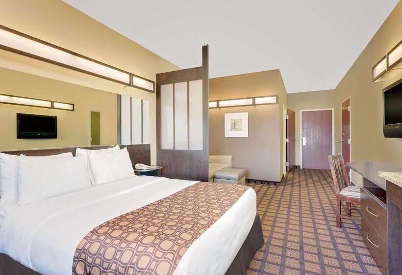 Студия Стандарт, Microtel By Wyndham Perry National Fairground Area I 75