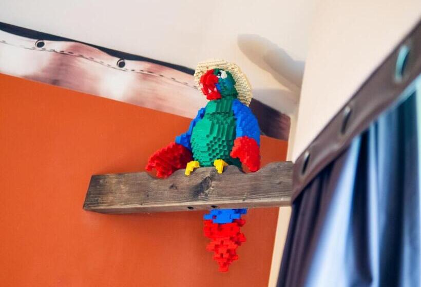 Номер Стандарт, Legoland Windsor Resort