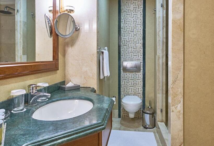اتاق لوکس با تخت بزرگ, Rixos President Hotel Astana
