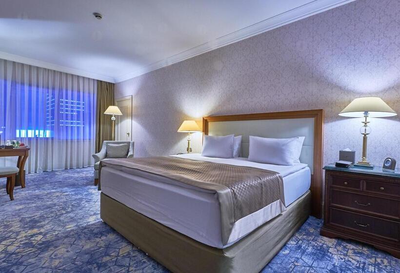 اتاق لوکس با تخت بزرگ, Rixos President Hotel Astana