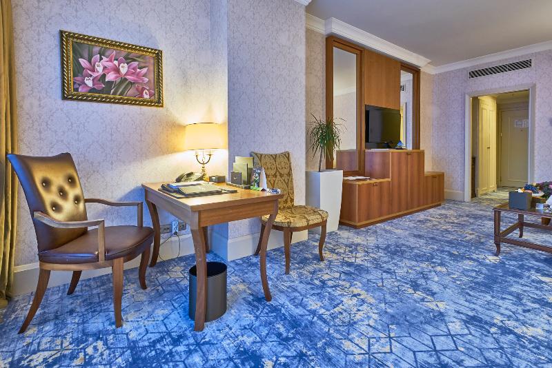 سوییت جونیور, Rixos President Hotel Astana