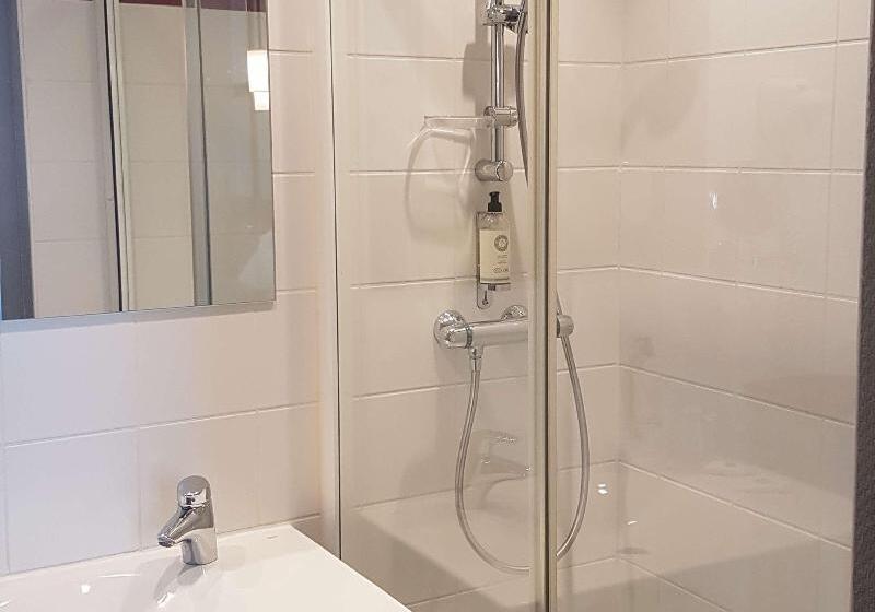 장애인을 위한 스탠다드 룸, York Microtel Inn & Suites By Wyndham