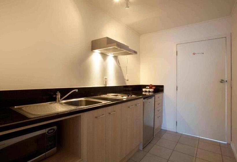 Семейный Номер, Auckland Airport Kiwi Motel