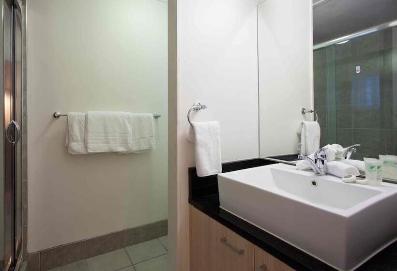 Семейный Номер, Auckland Airport Kiwi Motel