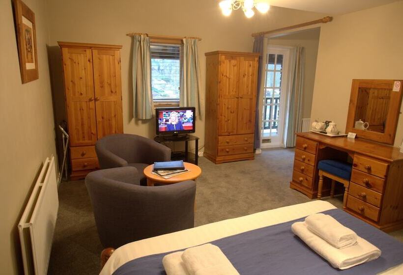 اتاق خانوادگی, Brathay Lodge