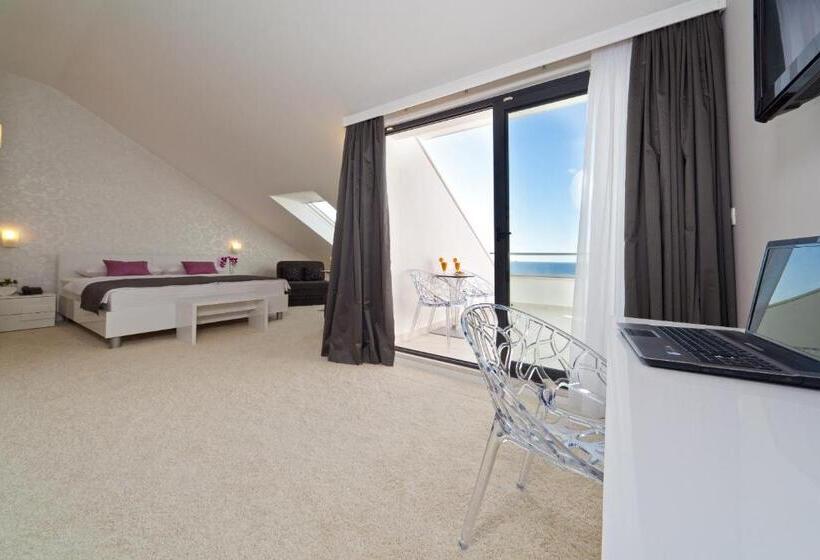 Deluxe Suite Sea View, Boutique Hotel Life