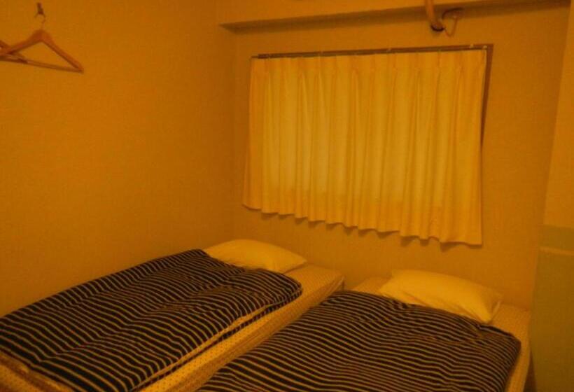이코노미 룸, Hostel Zen